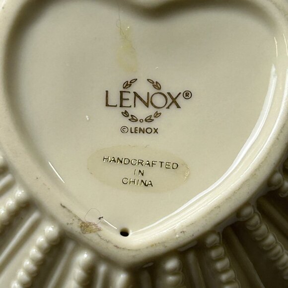 Lenox Heart-Shaped Porcelain Candle Holder With Rose Embossed Design & Gold Trim - Picture 3 of 7